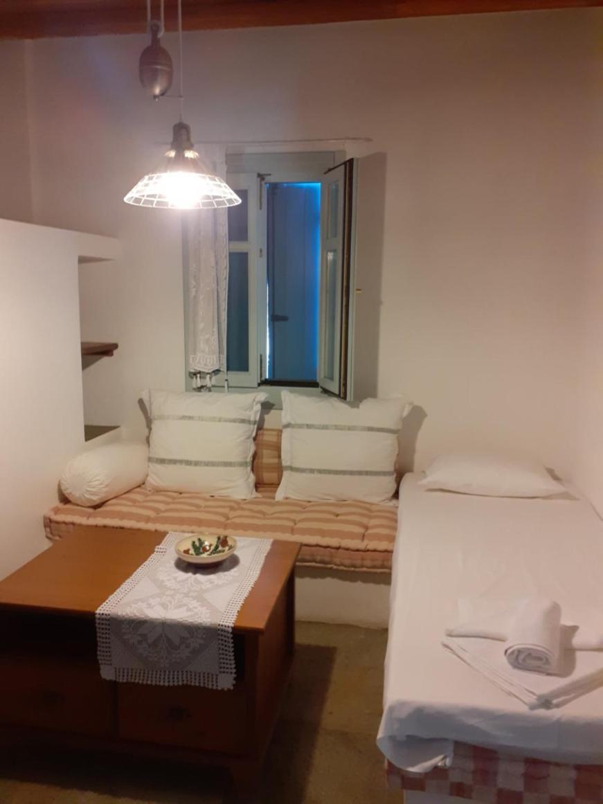 Villa Filitsa Platis Gialos  エクステリア 写真